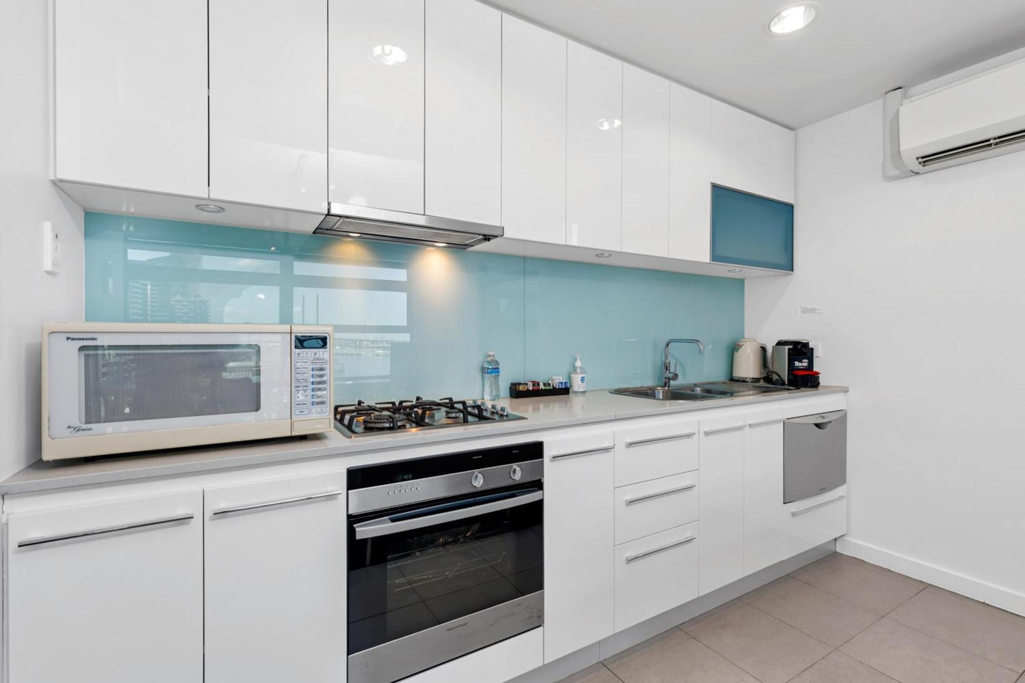 Docklands Private Collection - City Harbour Apartments — Photos 2